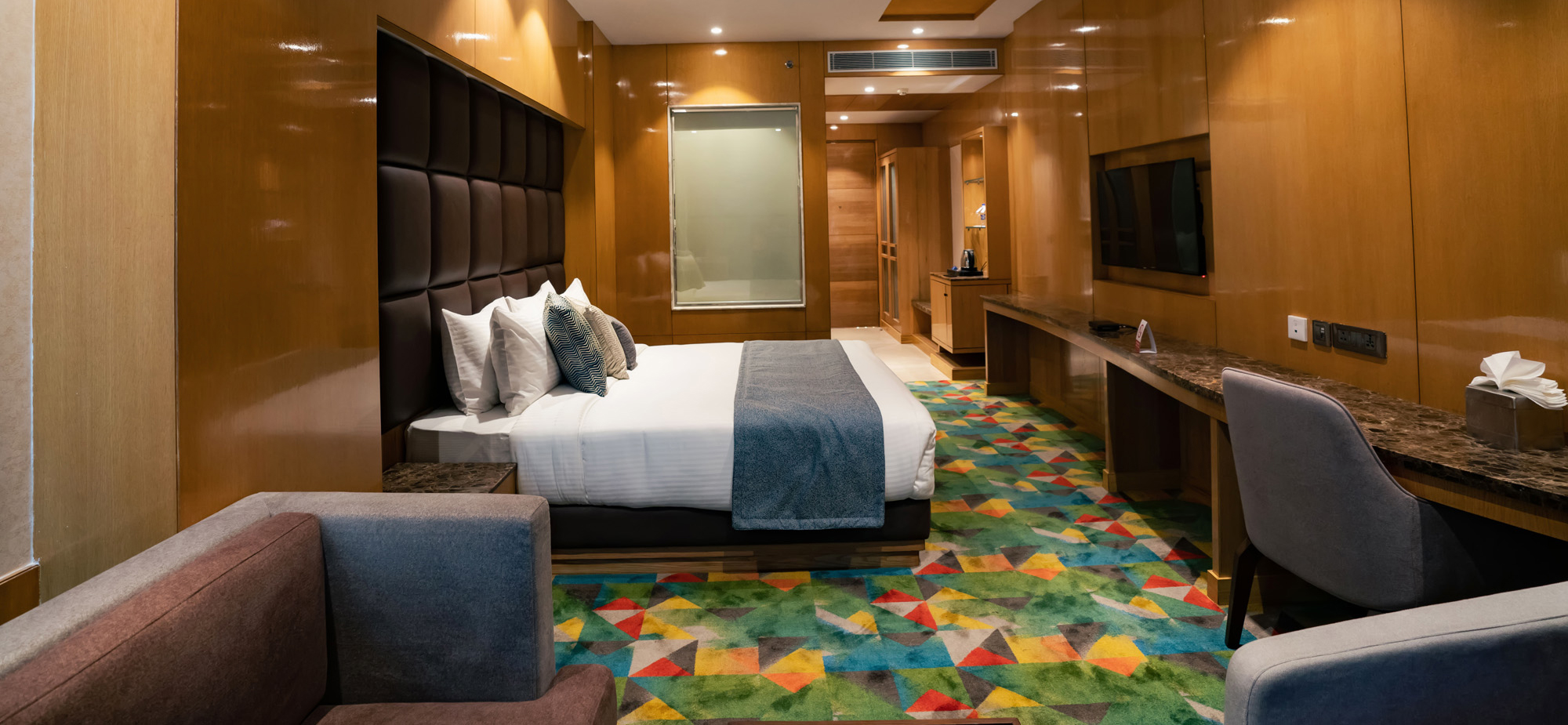 Deluxe-Room-cover